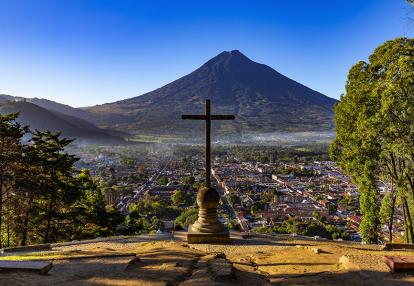 Antigua - Cerro de la Cruz Combiné Guatemala-Mexique - Ruta Maya, de Guatemala City à Cancun