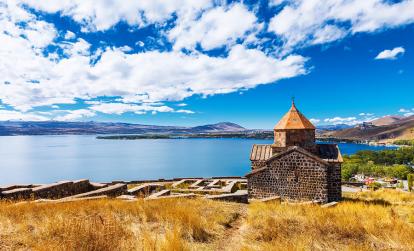 Église de Sevanavank à Sevan A Découvrir en Arménie - Le Lac Sevan