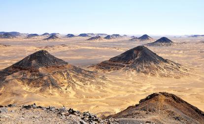 Désert Noir A Découvrir en Egypte - Le  Désert Libyque et ses Oasis