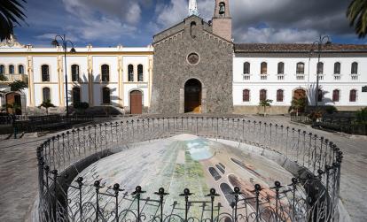 Ibarra - Eglise San Francisco A Découvrir en Equateur - Ibarra
