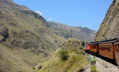 Alausi - Nariz del Diablo A Découvrir en Equateur - Nariz del Diablo