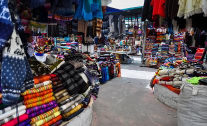Otavalo - Marché A Découvrir en Equateur - Otavalo