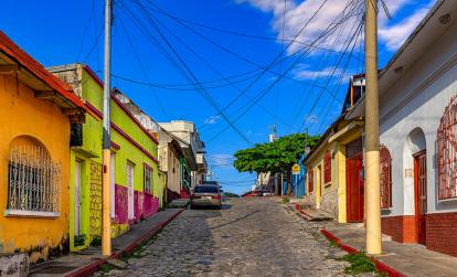 Flores A Découvrir au Guatemala - Flores et le Lac Peten Itza