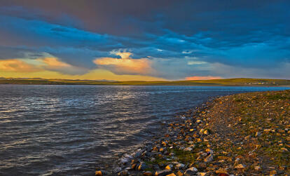 Sunset At Lake Ogii Nuur A Découvrir en Mongolie - Le Lac Ogii