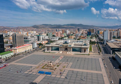 Ulaanbaatar - Sukhbaatar Square A Découvrir en Mongolie - Oulan Bator