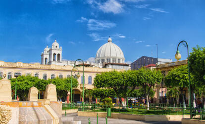A Découvrir au Salvador - San Salvador, capitale coloniale et son volcan