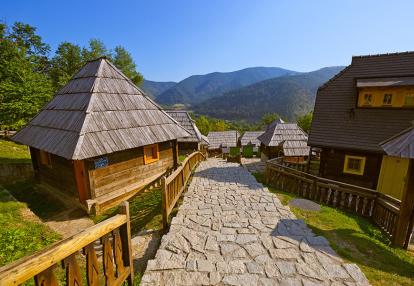 A Découvrir en Serbie - Drvengrad