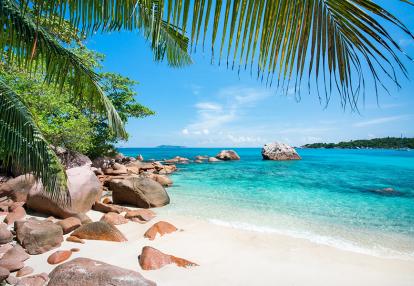 A Découvrir aux Seychelles - L'Anse Lazio sur Praslin
