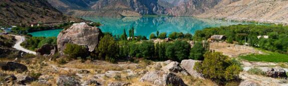 Le Lac Iskanderkul