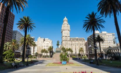 Montevideo - Palacio Salvo A Découvrir en Uruguay - Montevideo