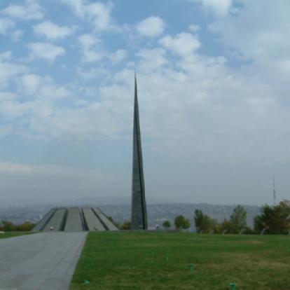 Mémorial du génocide de 1915 ©Rose et Gérard R.- Tous Droits réservés