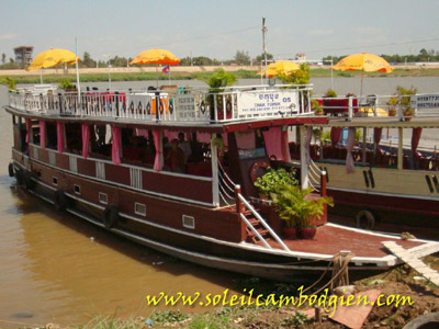 Stéphanie H. - Tous Droits réservés