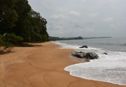 ©Anita - Tous Droits réservés Plage a kribi