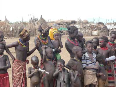 Voyage EthiopDesanech, à Omorate sur la rivière Omoie