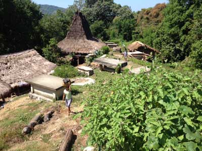 Voyage en Indonésie de Pierre et Asawin