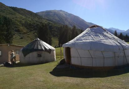 Voyage au Kirghizistan de la Famille de Nathalie