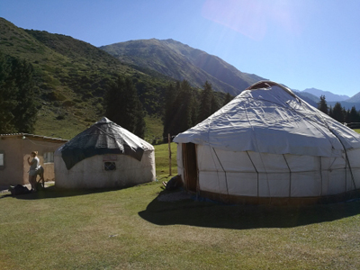 Voyage au Kirghizistan de la Famille de Nathalie