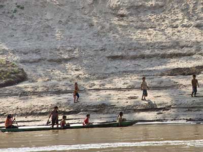 ©Groupe Marie-Claude V. - Tous Droits réservés Sur le Mekong jusqu'à Pakbeng