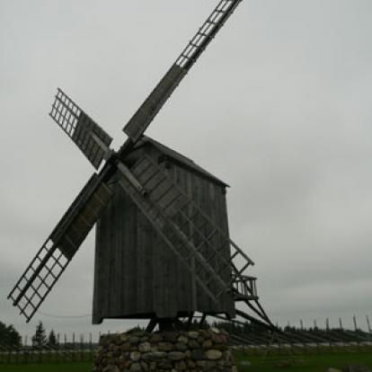 Moulin typique de l'île de Saaremaa