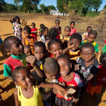 Ecole dans la brousse