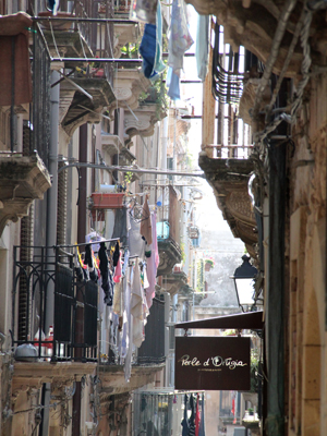 ©Marcella Q. - Tous Droits réservés